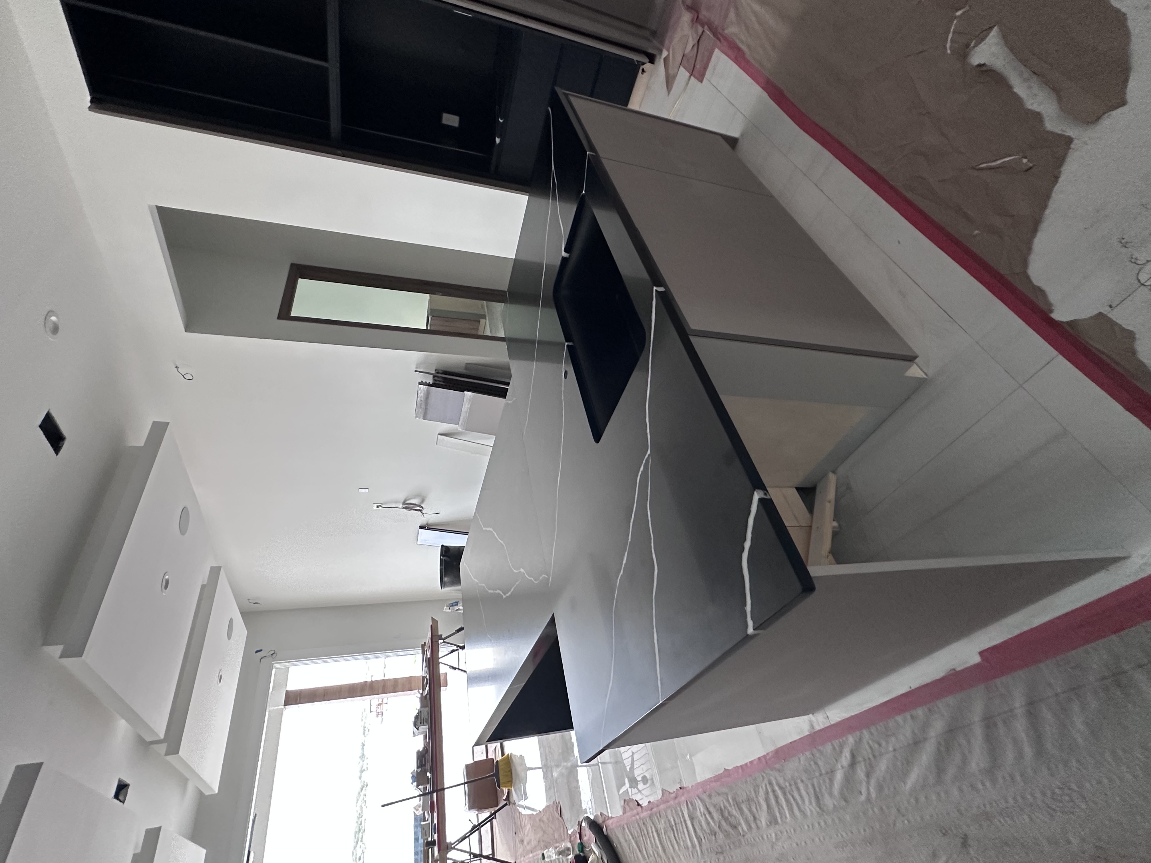 Calacatta Black Quartz